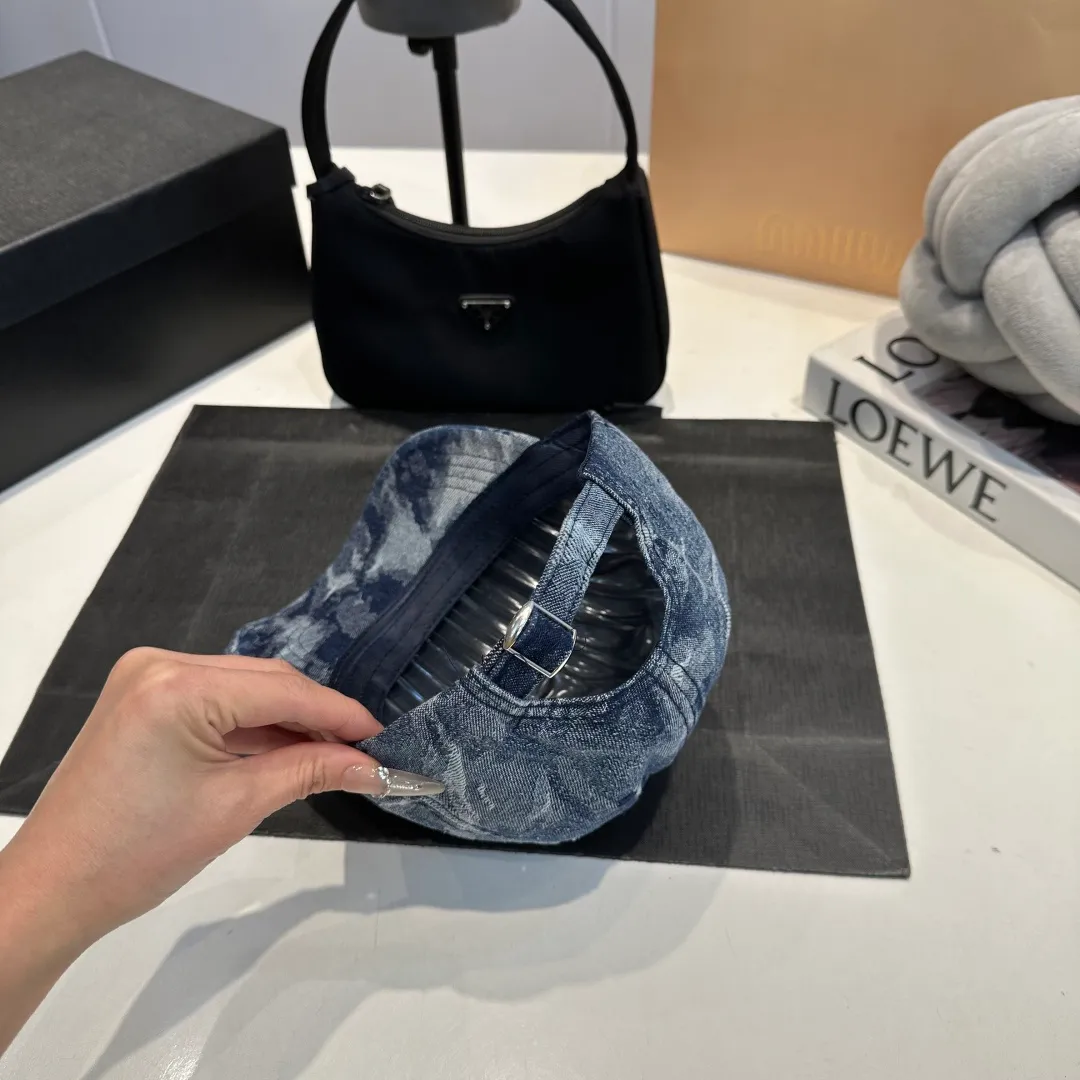 P70 Croxin's new high-quality washed denim baseball cap, high-end customized version! The same style as the internet celebrity fashion blogger! Wall crack recommended! Great quality! Head circumference 57cm